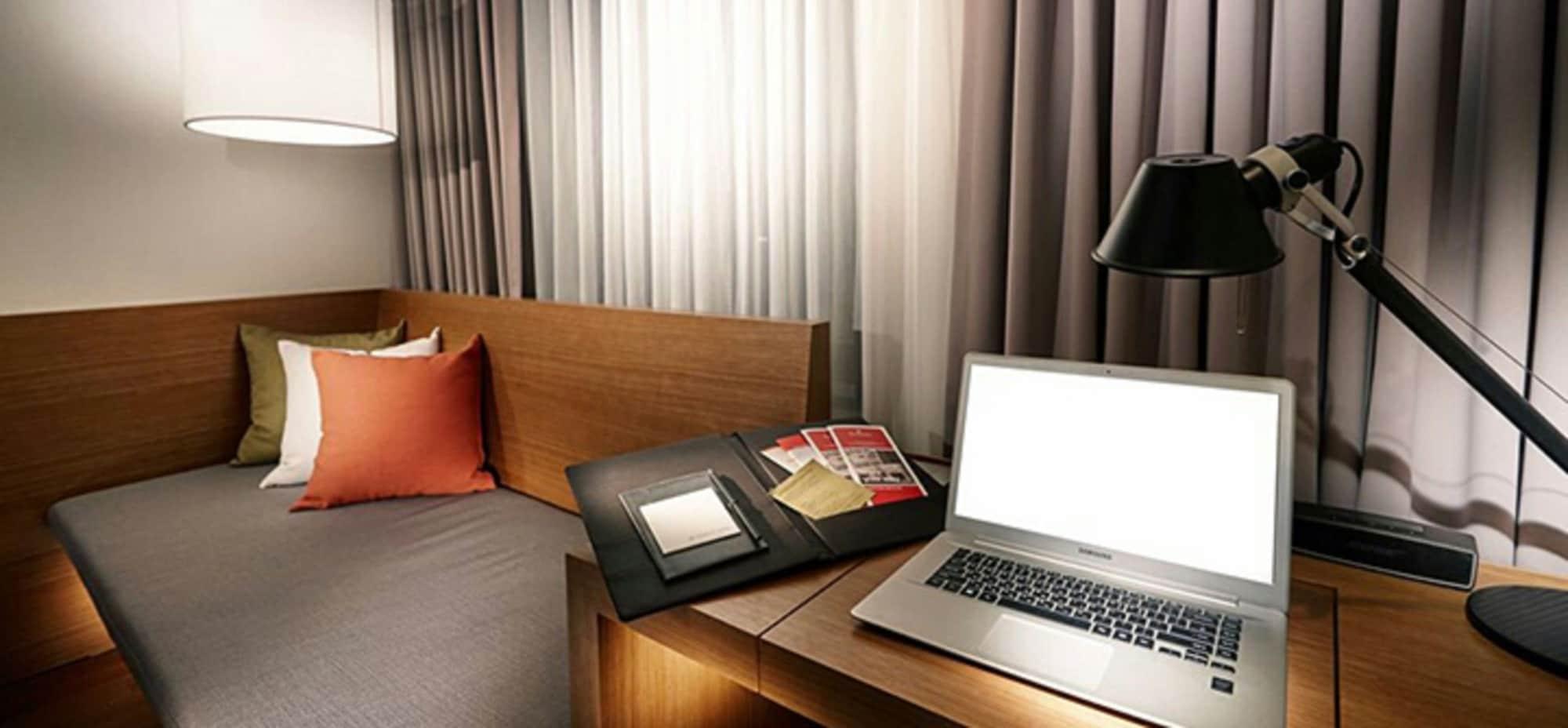 Hotel Ramada By Wyndham Gunsan Esterno foto