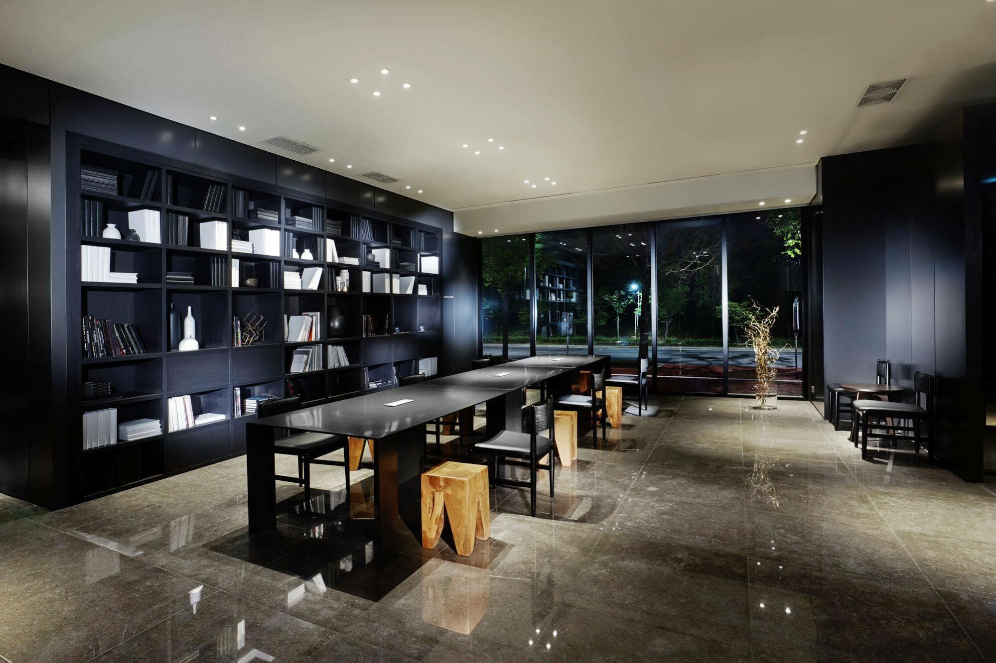 Hotel Ramada By Wyndham Gunsan Esterno foto